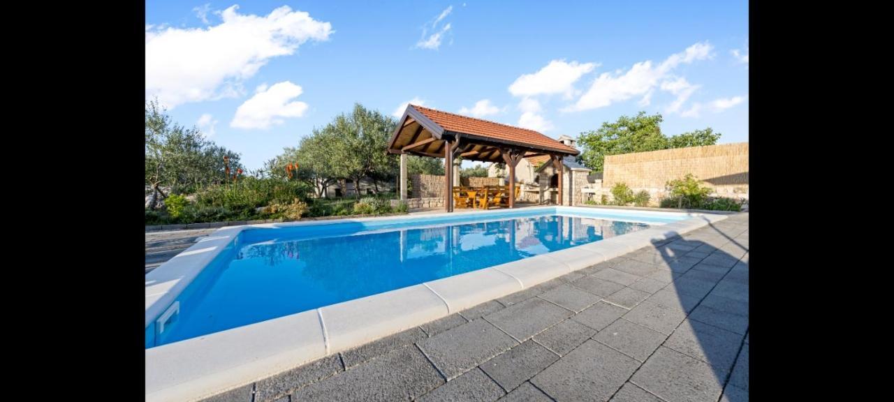 Siritovci Olive Tree House With Jacuzzi, Wifi And 40M2 Pool 빌라 외부 사진