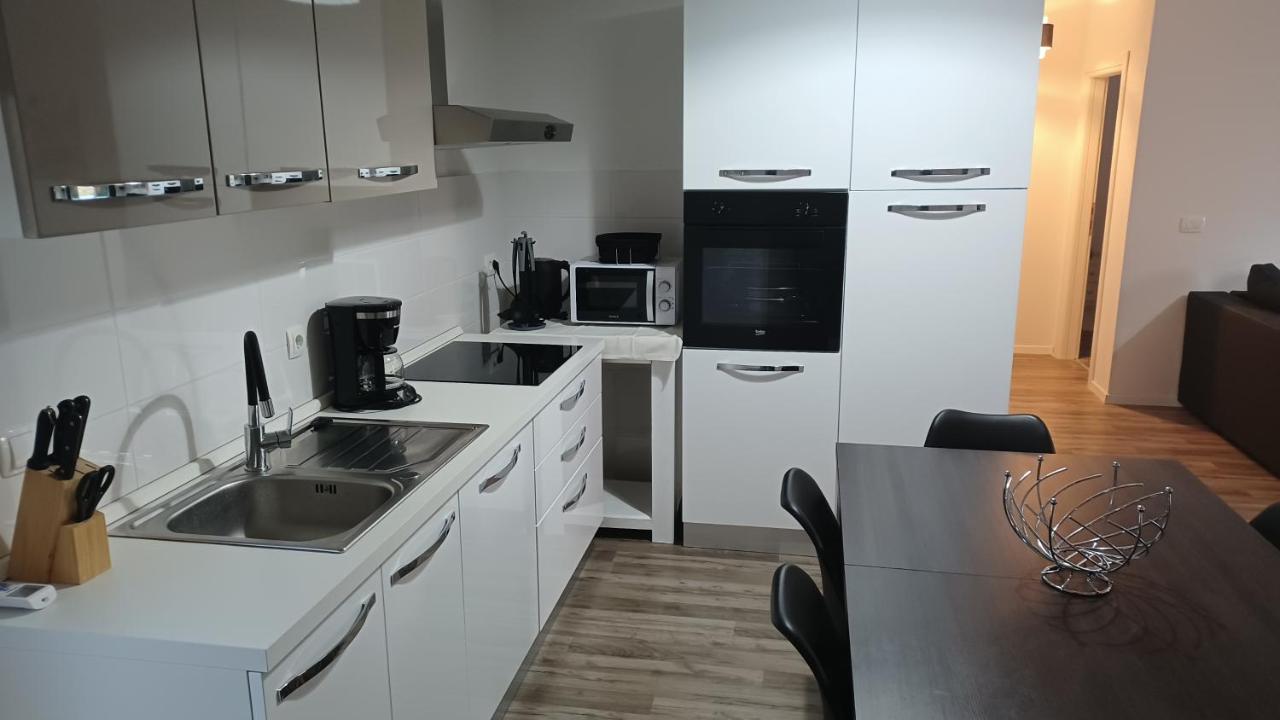 Siritovci Olive Tree House With Jacuzzi, Wifi And 40M2 Pool 빌라 외부 사진