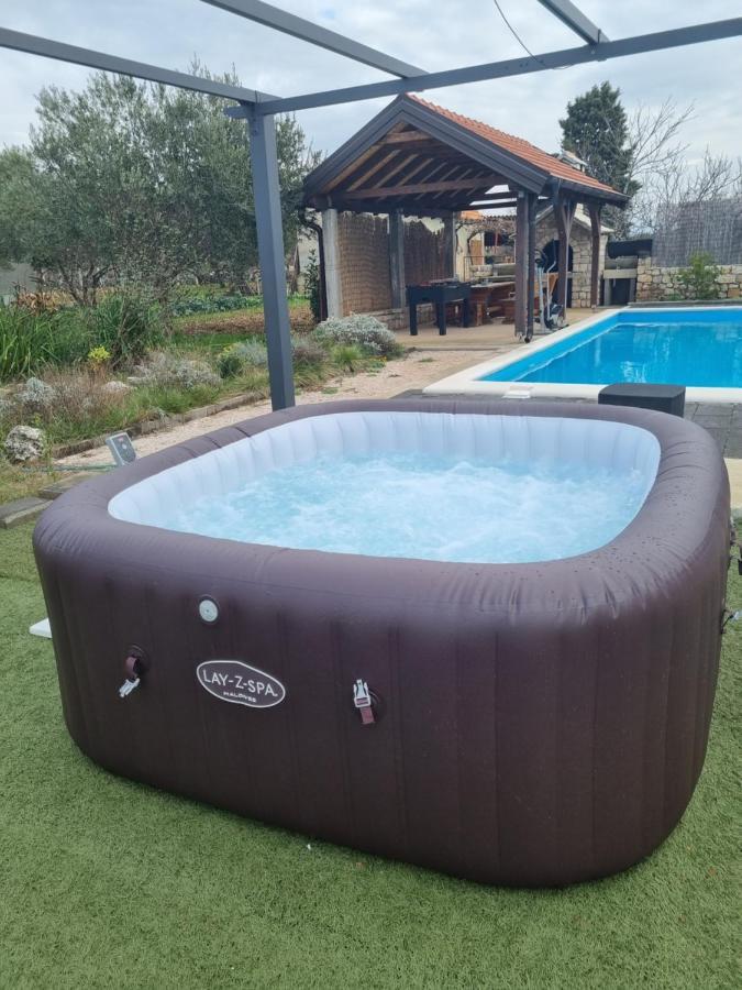 Siritovci Olive Tree House With Jacuzzi, Wifi And 40M2 Pool 빌라 외부 사진